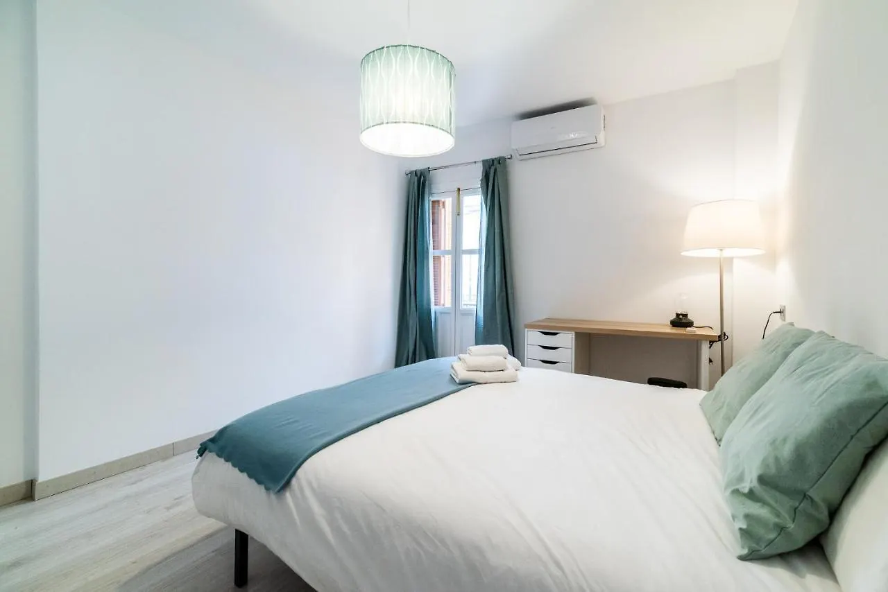 Precioso Apartamento Con Parking En Granada 0*,