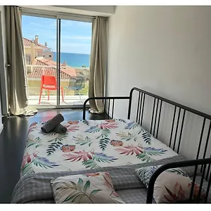 Hug Hotel2022 , El Carrer del Canonge Spanje