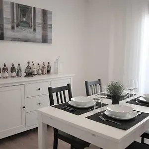 Tu Sitio , Pamplona Spagna